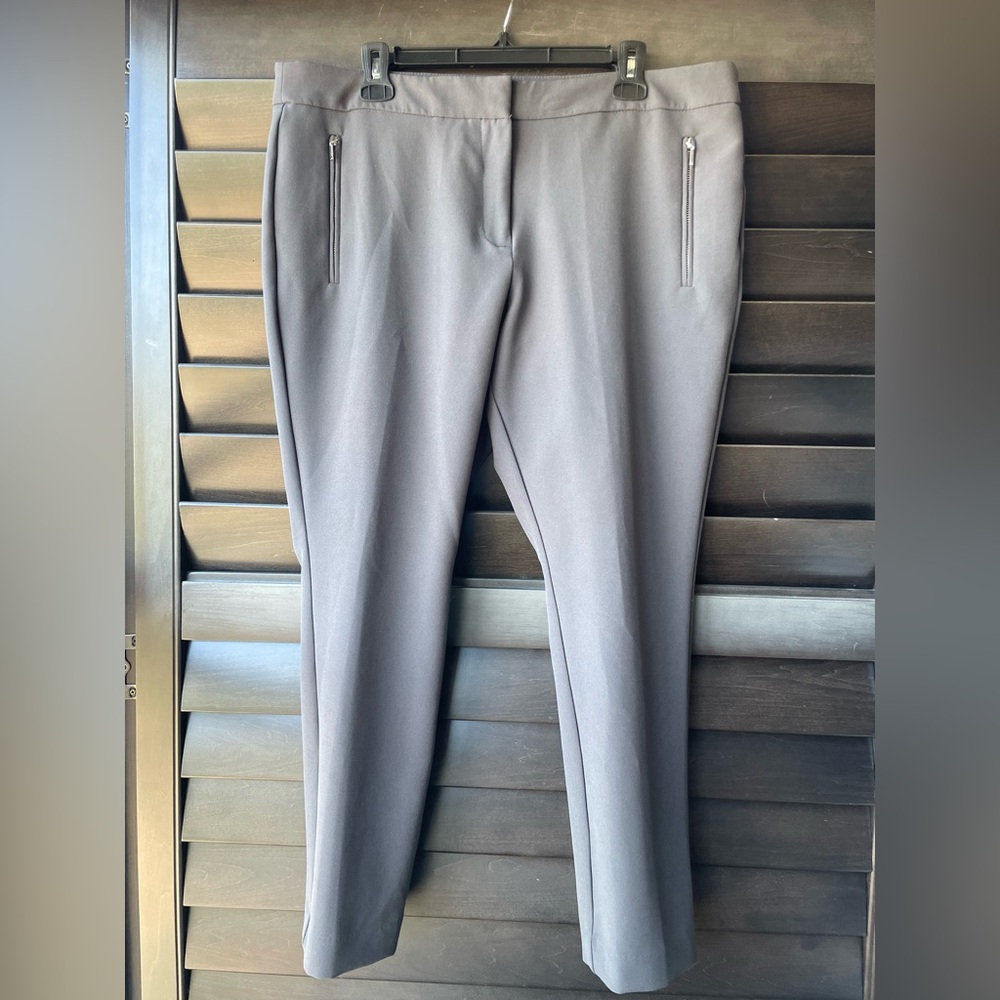 Worthington Grey Women’s Slacks Size 16 Ankle Length Pants Trousers